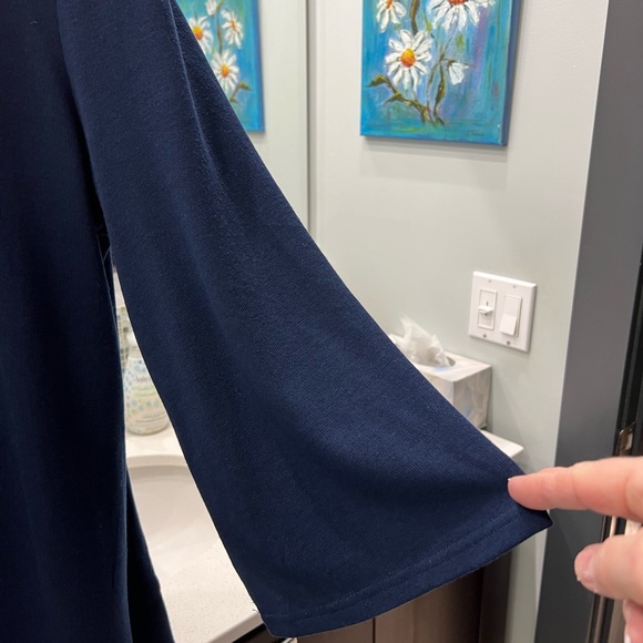 Size XL Suzanne Betro Tunic - Picture 5 of 6